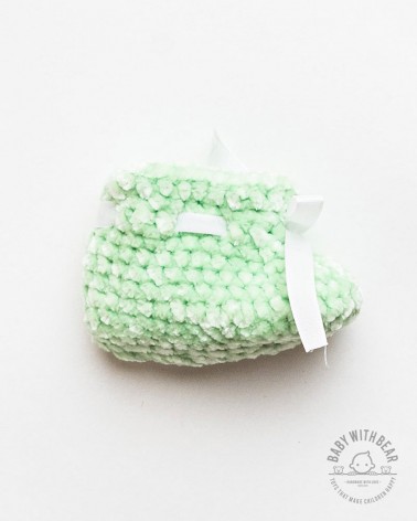 Crochet Baby Shoes BWB - Newborn Booties Green